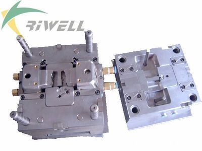 優(yōu)質供應汽車遙控器二次成型包膠模具——余姚市日昌模塑五金廠